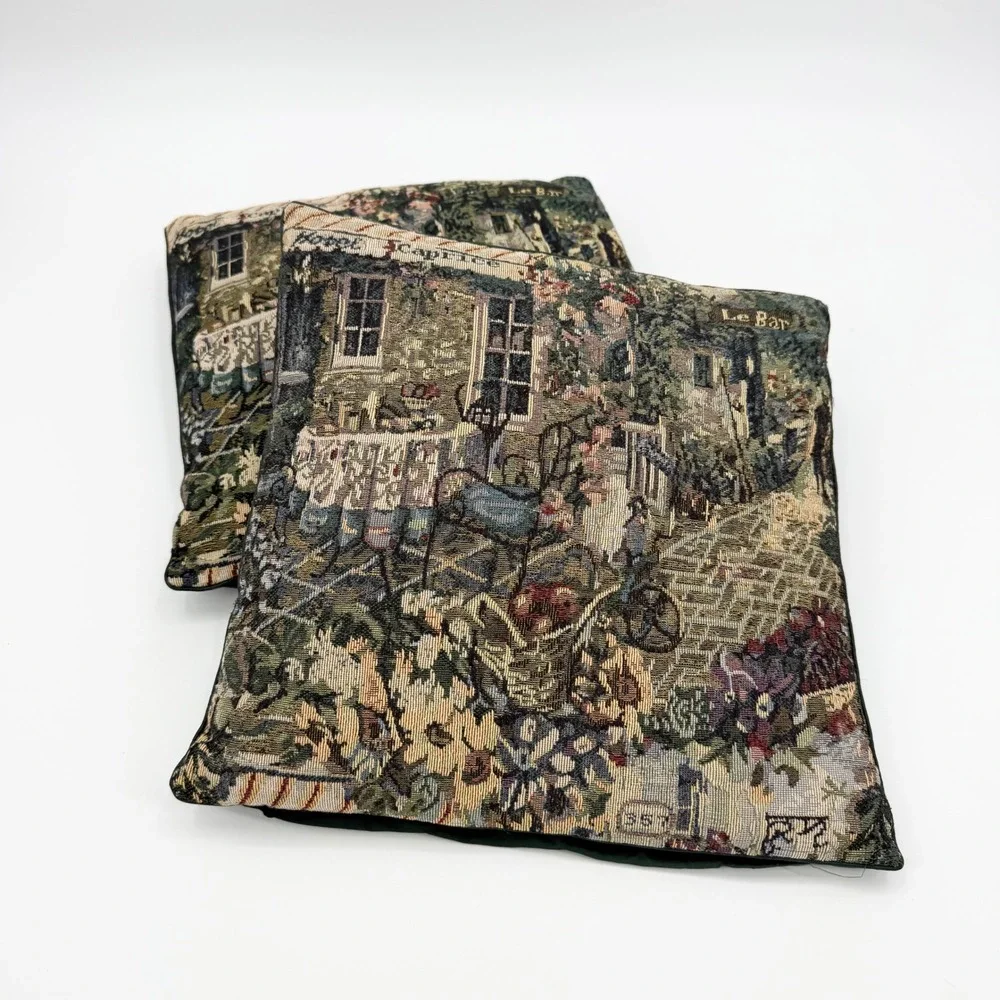 Vintage French Cottage Tapestry 14